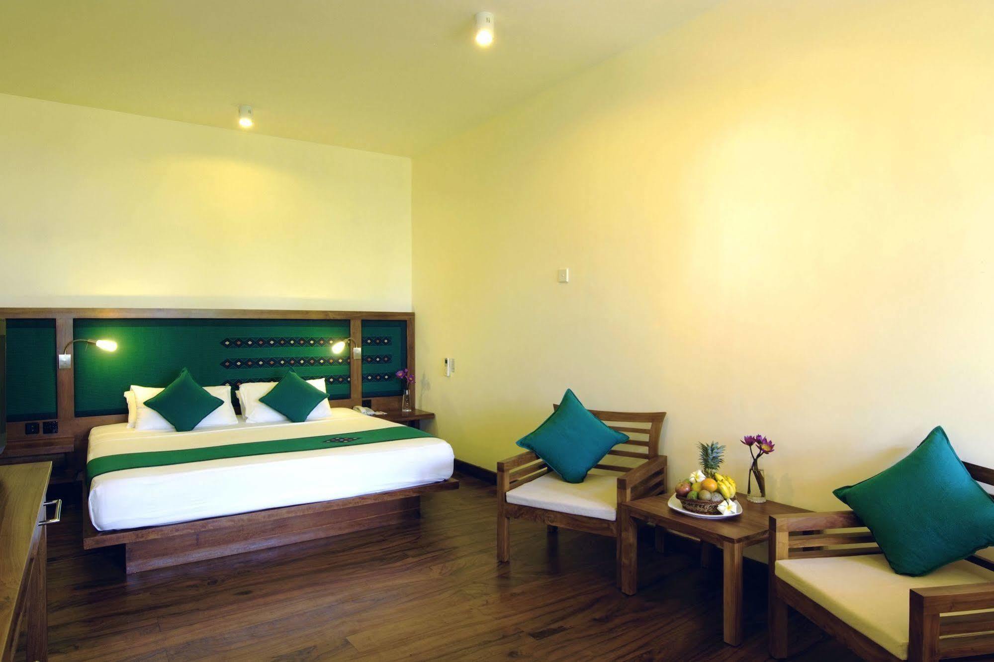 Mermaid Hotel & Club Kalutara Eksteriør billede
