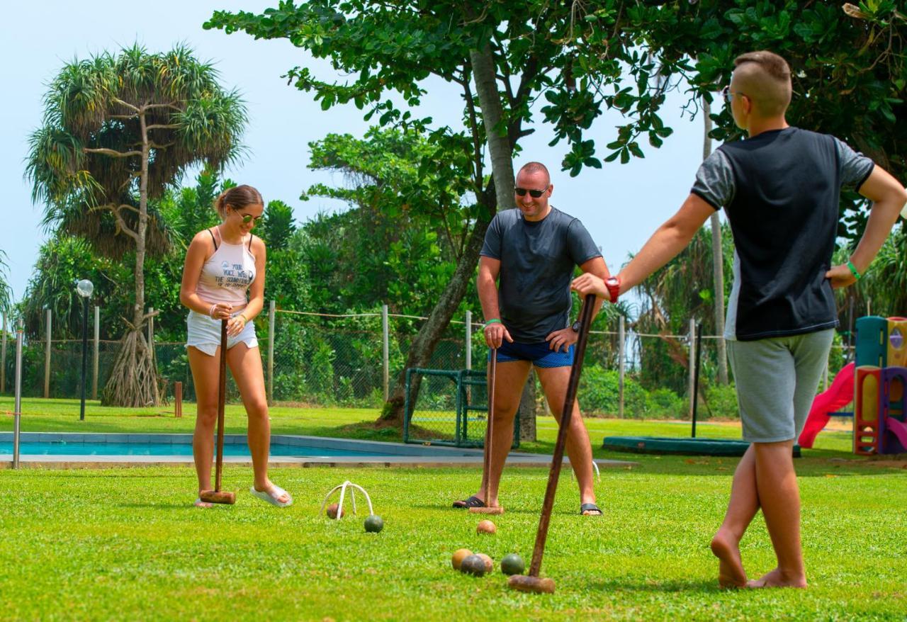 Mermaid Hotel & Club Kalutara Eksteriør billede